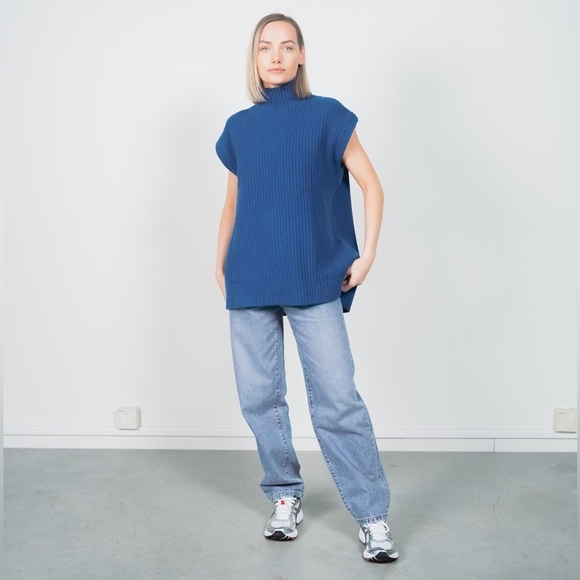 GANNI Rib Knit Vest - Picture 8 of 8